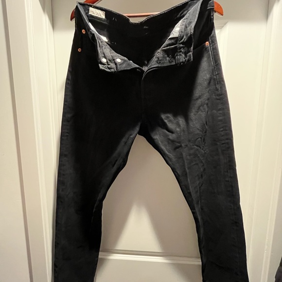 Gently Worn and Washed Item Levi’s 501 Skinny Jean - Picture 6 of 8